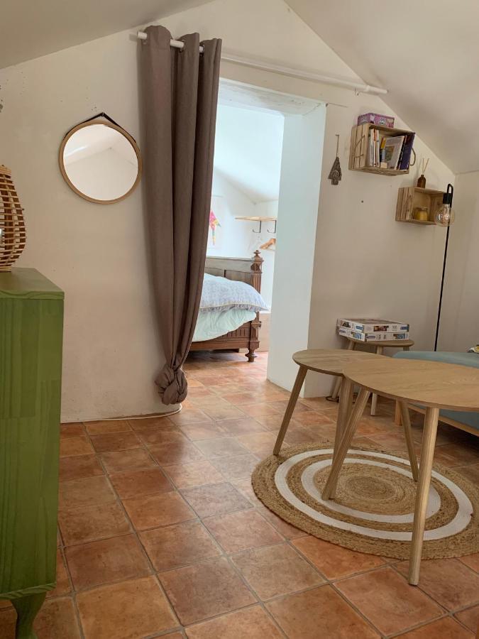 Le Hameau De Sylvanes Exteriör bild